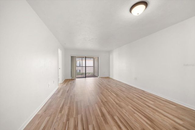 100 GRAND BOULEVARD 205, Tarpon Springs, FL 34689