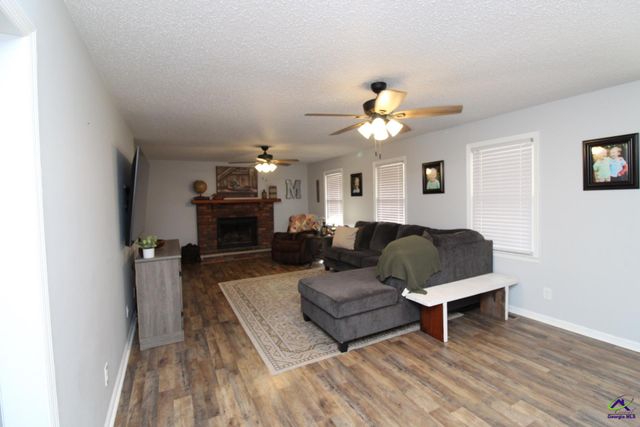 401 E 28th Avenue, Cordele, GA 31015