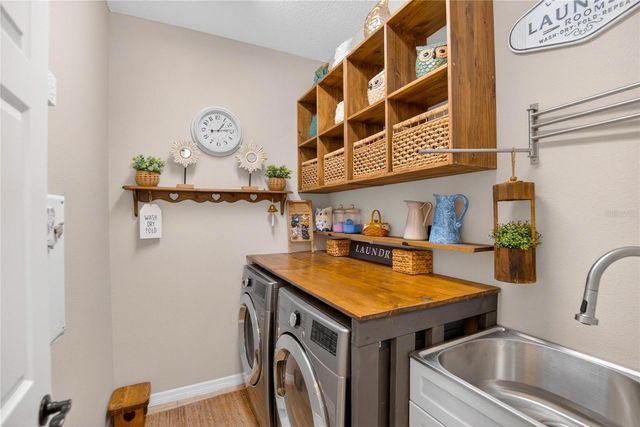 11321 SCRIBNER STATION LANE, Lithia, FL 33547