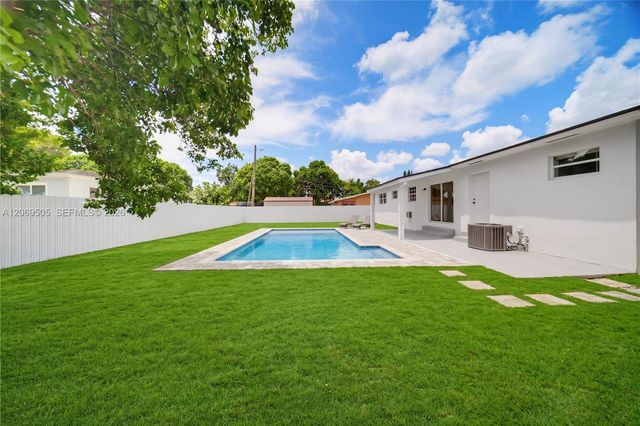 2200 NW 110th Street, Miami, FL 33167