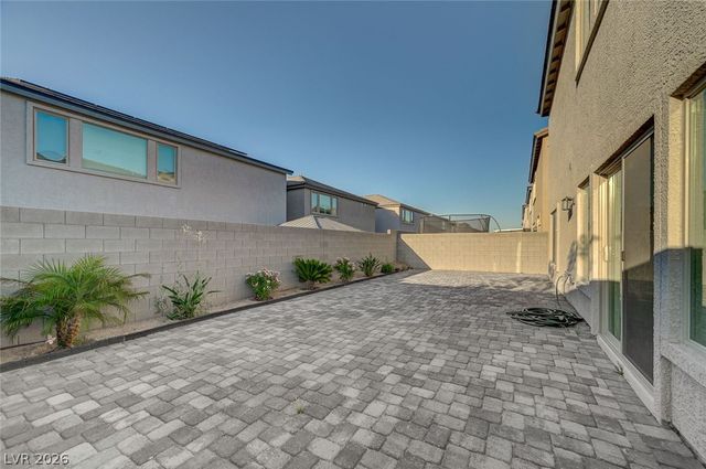 624 Stone Hammer Avenue, Las Vegas, NV 89183