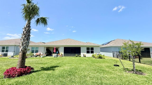 257 Raspberry Road, Fort Pierce, FL 34981