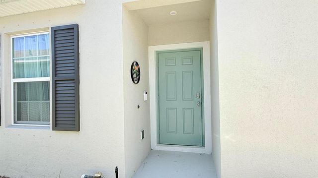 257 Raspberry Road, Fort Pierce, FL 34981