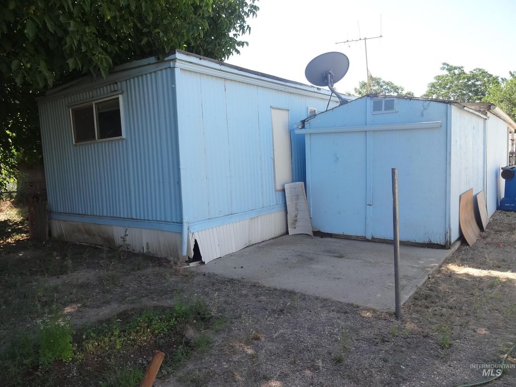 1320 W Flamingo 23, Nampa, ID 83651 photo 2