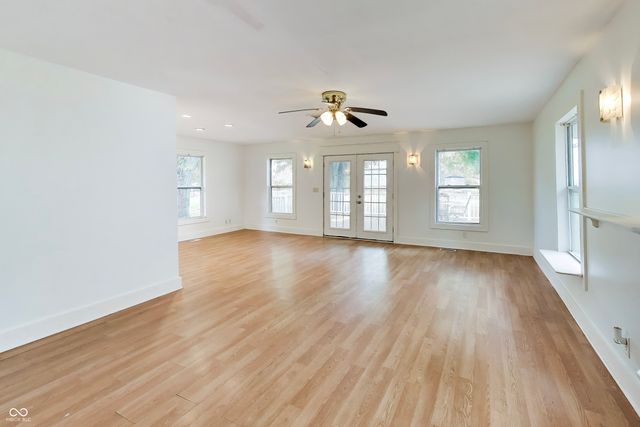 786 E 400 N, Greenfield, IN 46140