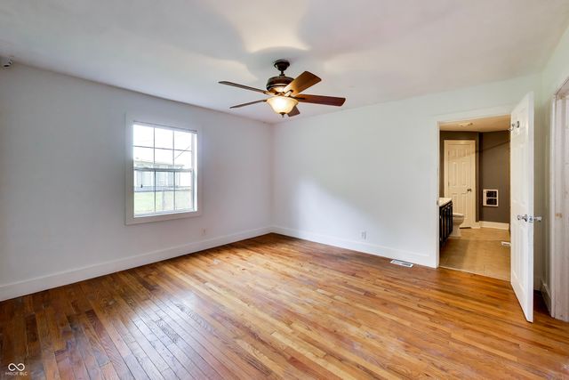 786 E 400 N, Greenfield, IN 46140