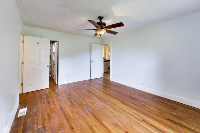 786 E 400 N, Greenfield, IN 46140