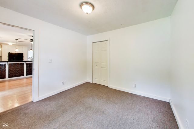 786 E 400 N, Greenfield, IN 46140