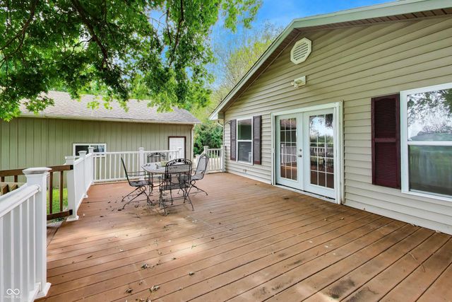 786 E 400 N, Greenfield, IN 46140