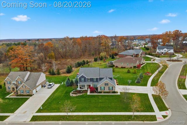 283 Westbrooke Drive, Oakland Charter Township, MI 48363