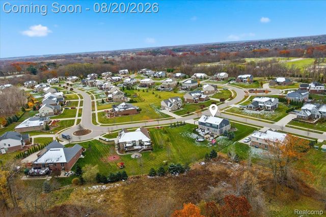 283 Westbrooke Drive, Oakland Charter Township, MI 48363