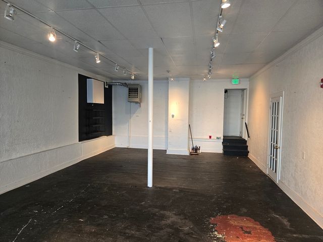 131 Village St., Medway, MA 02053