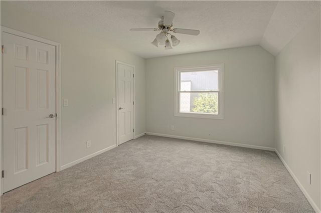 2452 NW Valley View Drive, Lee's Summit, MO 64081