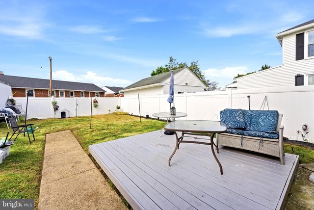 769 COLUMBUS RD, Burlington, NJ 08016