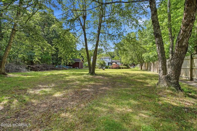 10 Harmony Hill Court, Jackson, NJ 08527