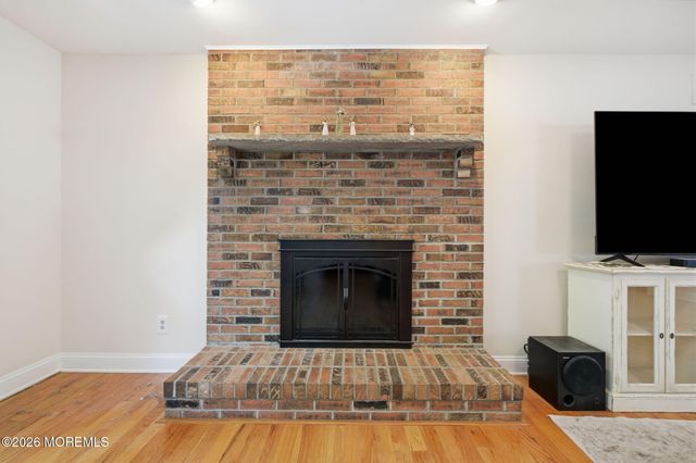10 Harmony Hill Court, Jackson, NJ 08527