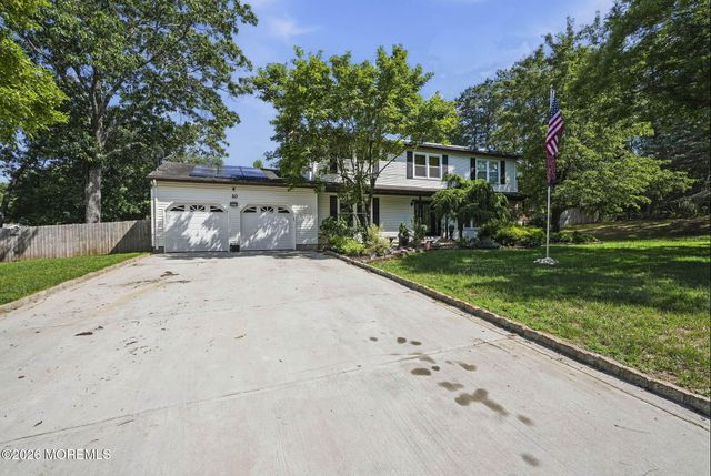 10 Harmony Hill Court, Jackson, NJ 08527