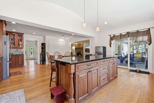 10 Harmony Hill Court, Jackson, NJ 08527