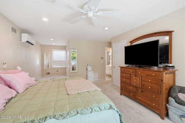 10 Harmony Hill Court, Jackson, NJ 08527