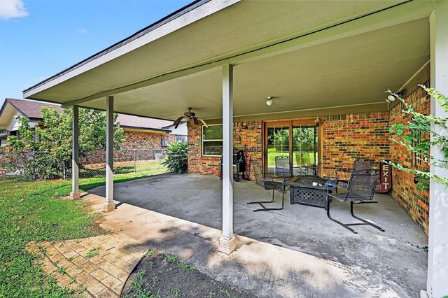818 Patricia Drive, Sherman, TX 75090