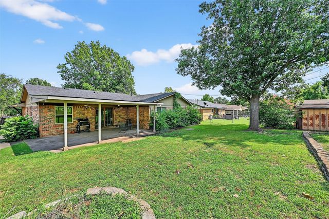 818 Patricia Drive, Sherman, TX 75090