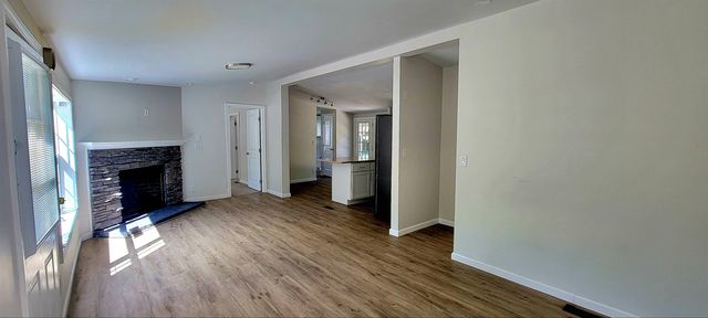 16 Magnolia Lane, Belmont, NH 03220