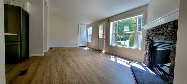 16 Magnolia Lane, Belmont, NH 03220