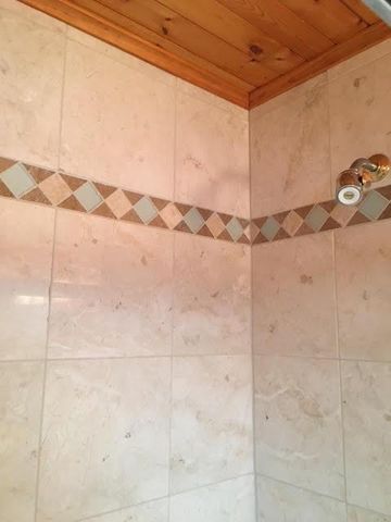 W2060 Kings LANE, East Troy, WI 53120