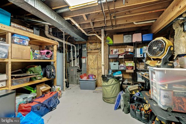 7409 SHADY PALM DR, Springfield, VA 22153