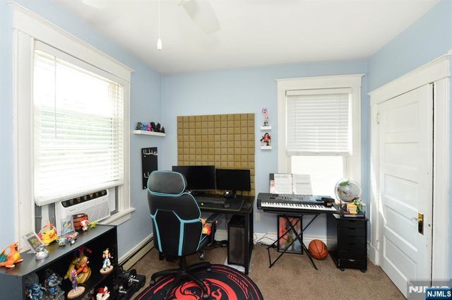 71 Ringwood Avenue, Pompton Lakes, NJ 07442
