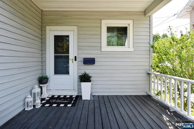 71 Ringwood Avenue, Pompton Lakes, NJ 07442