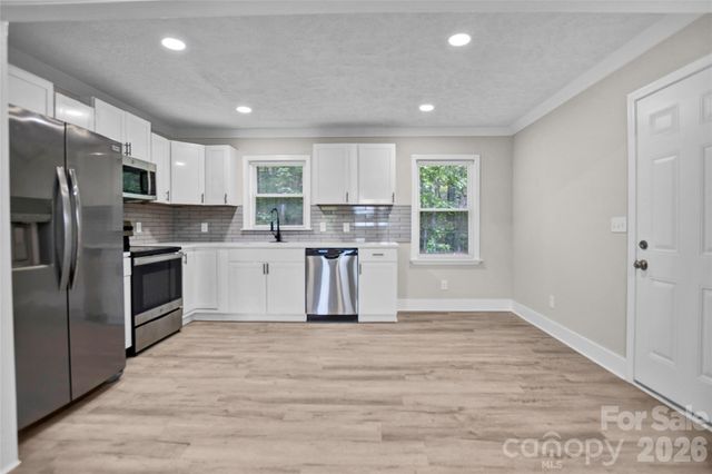 6957 Vintage Road, Lilesville, NC 28091
