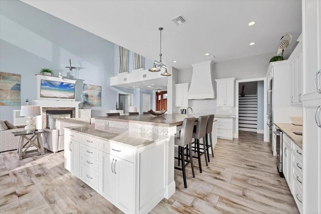 764 S MCCALL ROAD, Englewood, FL 34223