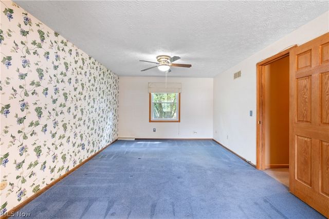 2329 Oak Point Drive, Akron, OH 44321