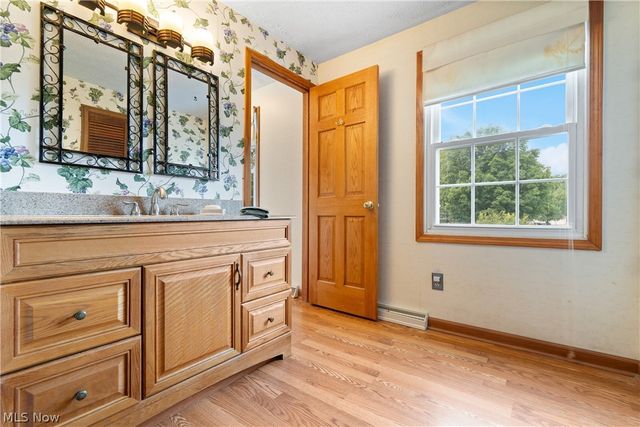 2329 Oak Point Drive, Akron, OH 44321