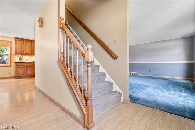 2329 Oak Point Drive, Akron, OH 44321