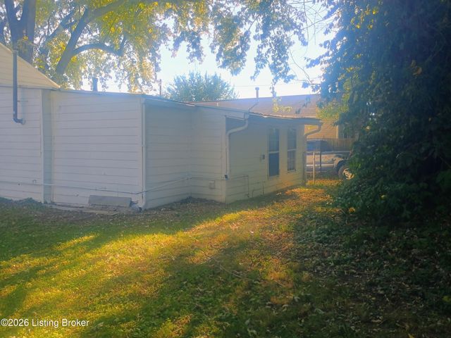 1812 Baird St, Louisville, KY 40203
