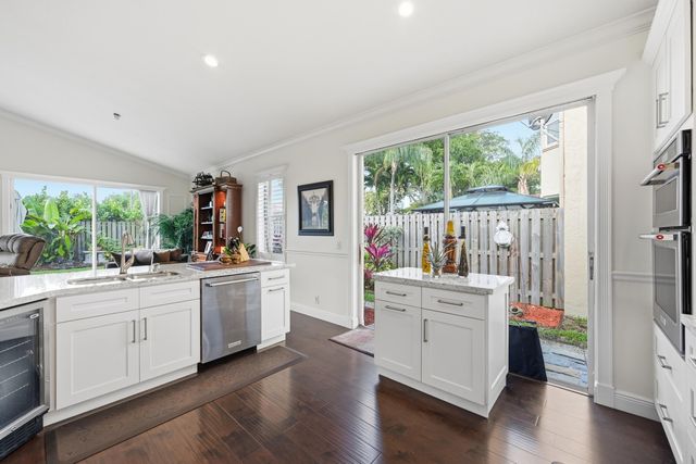 7651 NW 29 Street, Margate, FL 33063