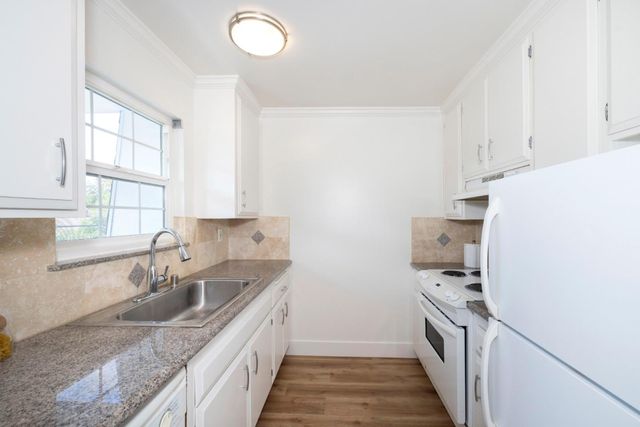 1915 Mount Vernon Court 15, Mountain View, CA 94040