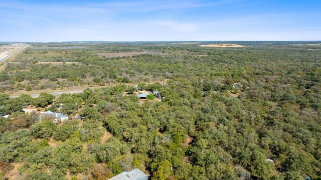 230 Fm 1185, Lockhart, TX 78644