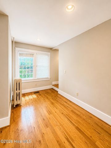 375 E Maine Avenue, Southern Pines, NC 28387