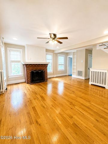 375 E Maine Avenue, Southern Pines, NC 28387