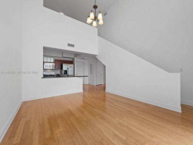 7265 SW 89th St A520, Miami, FL 33156