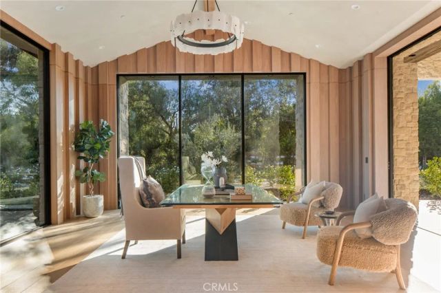 24255 BRIDLE TRAIL Road, Hidden Hills, CA 91302