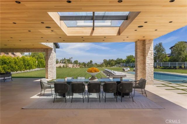 24255 BRIDLE TRAIL Road, Hidden Hills, CA 91302