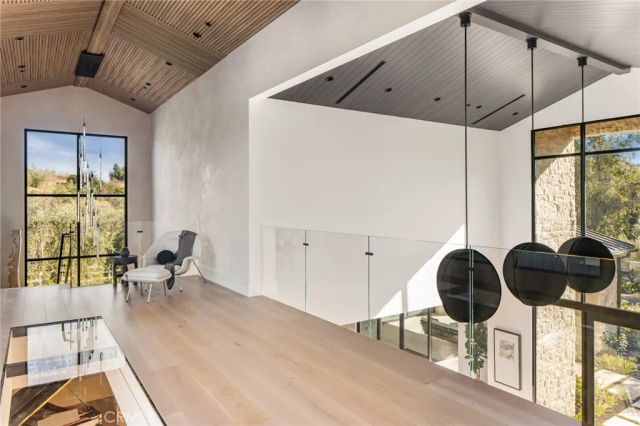 24255 BRIDLE TRAIL Road, Hidden Hills, CA 91302