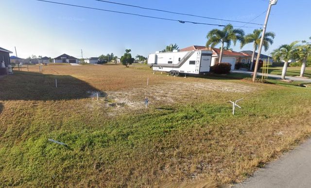 2458 NW 22ND STREET, Cape Coral, FL 33993