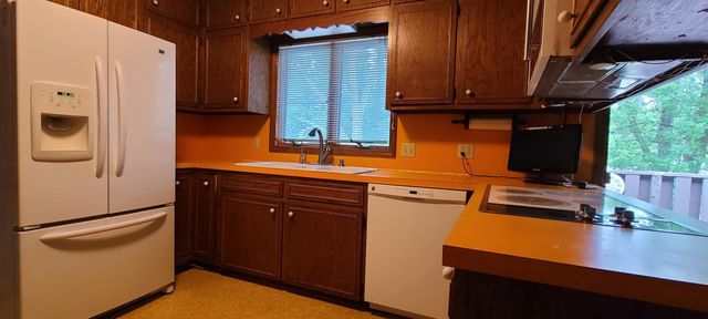 551 2nd Street, Echo, MN 56237