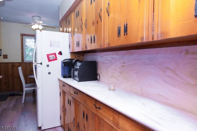 21 Witherspoon St, Nutley Twp., NJ 07110
