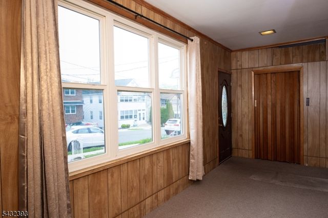 21 Witherspoon St, Nutley Twp., NJ 07110